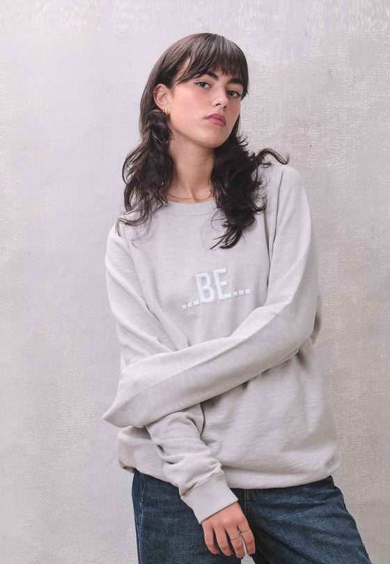 PRINTED CREW NECK _Pearl gray